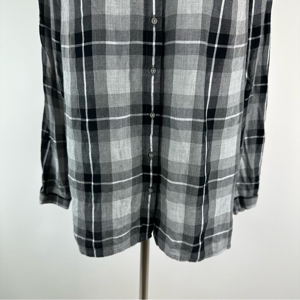 J. Jill Gray Black Plaid Button Down Shirt Size Small - Picture 3 of 7